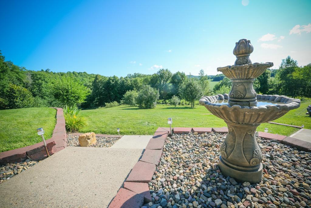 The Meier Inn, A Country Bed & Breakfast Boyceville Esterno foto
